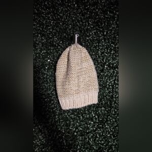 Aerie Soft Cream Knit Hat
